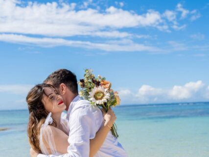 Wedding photoshooting at beautiful beach with English assistant♬