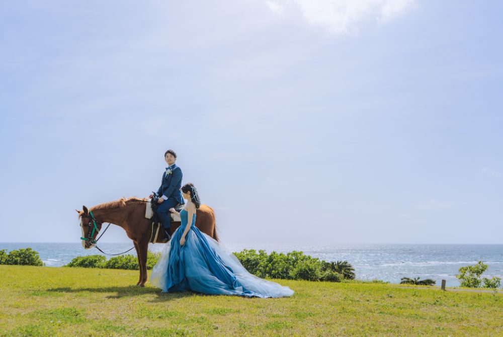 乗馬を楽しんでいるカップル様